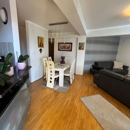 Matea Premium Apartment *
